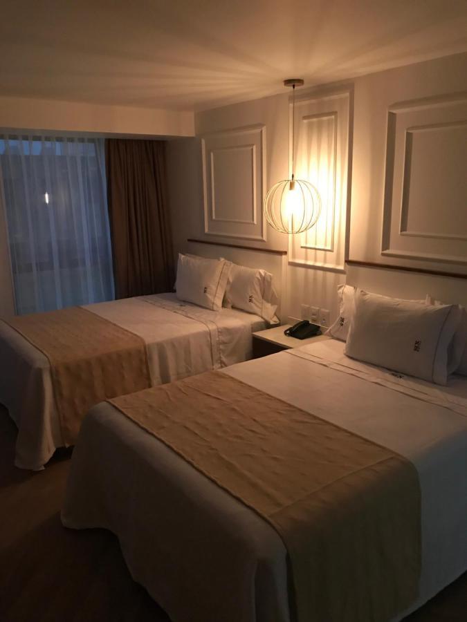 Six Hotel Guadalajara Degollado Buitenkant foto